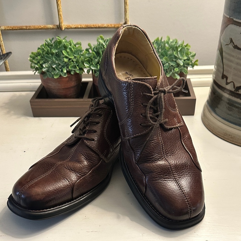 Studio Belvedere Lace Up Oxfords Nice! 9D